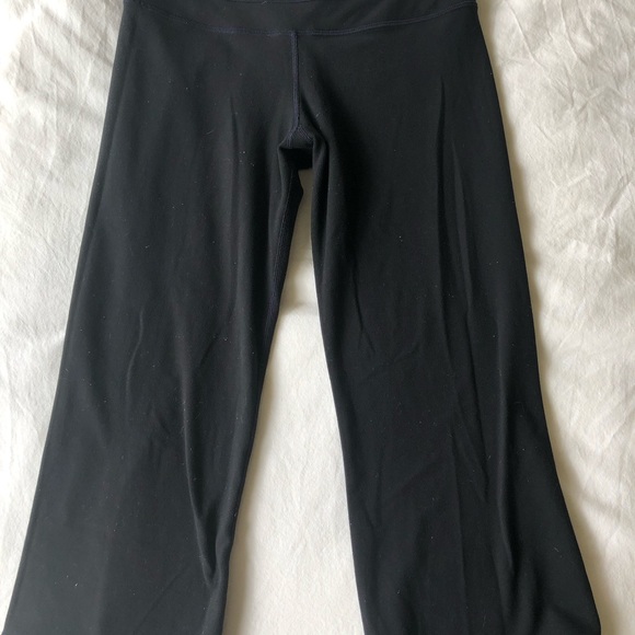 Lululemon Groove Crop Cropped Leggings Size 4 - Picture 6 of 8